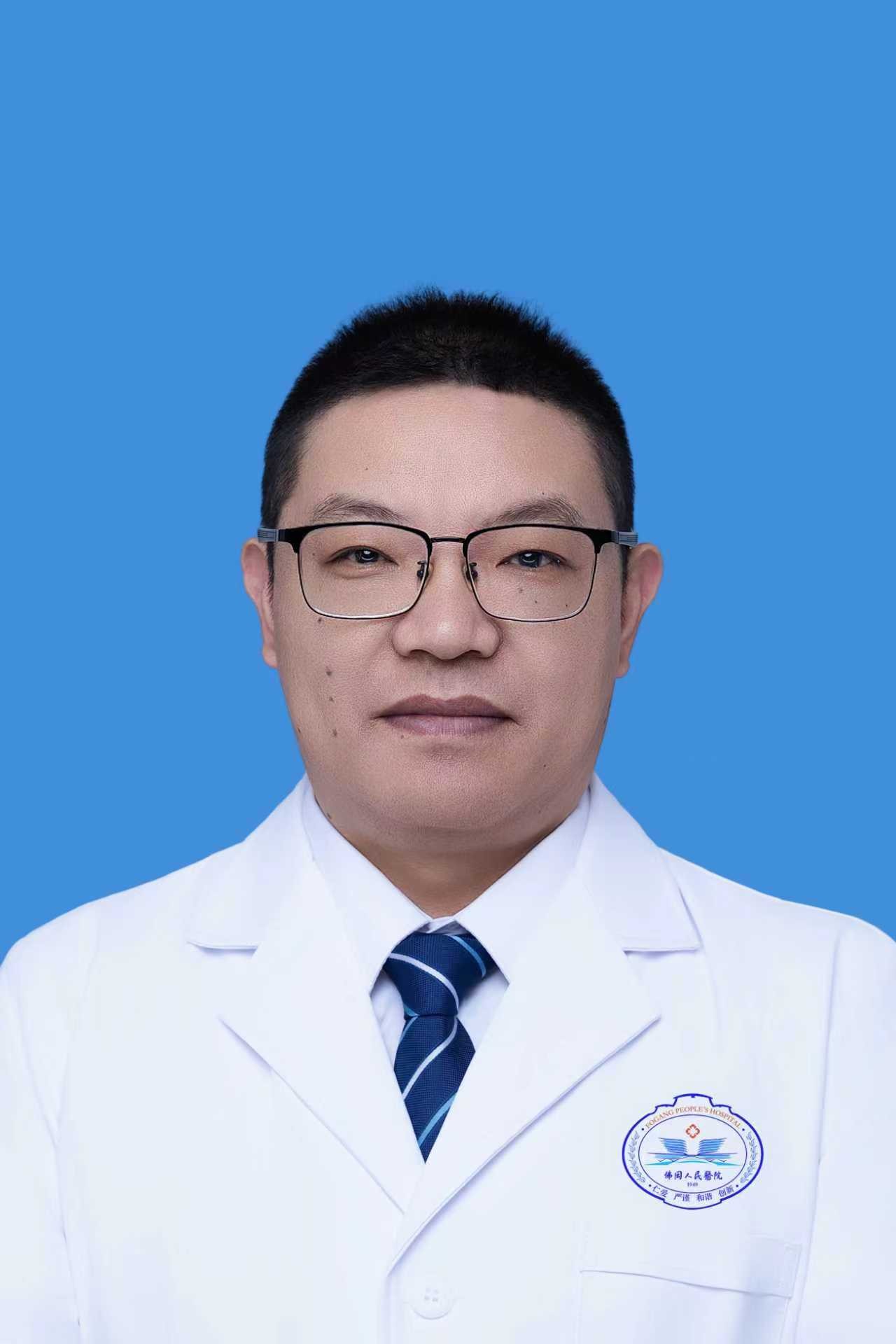 骨科主任医师 李竖飞